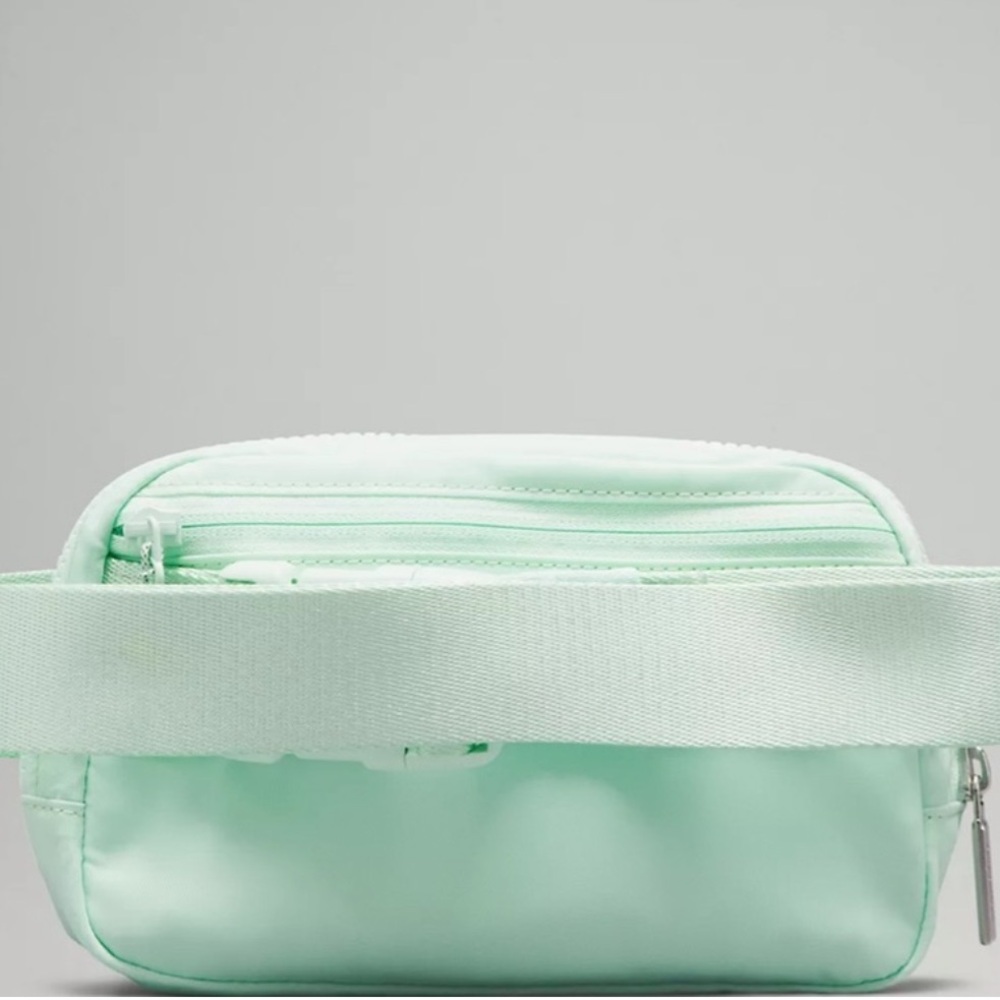 Everywhere Belt Bag 1L mint moment - Picture 2 of 10